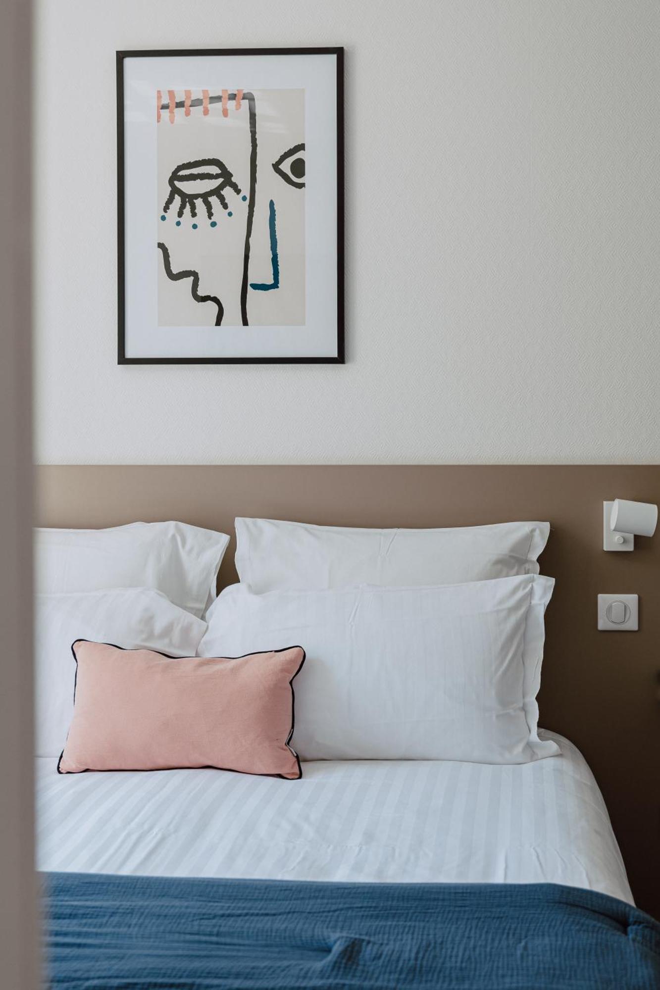 Mage Hotels - Hotel La Grenette โรอาน ภายนอก รูปภาพ
