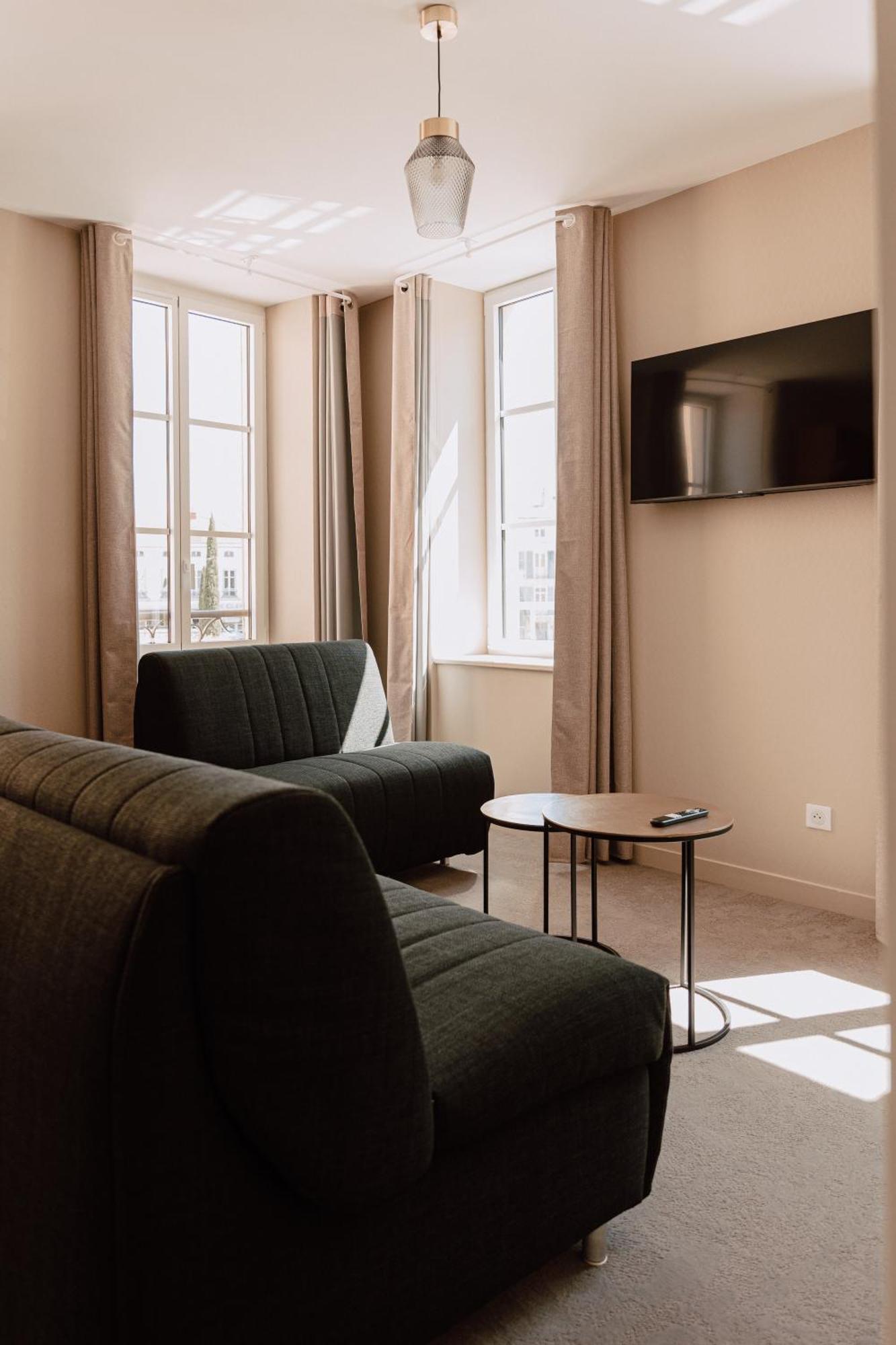 Mage Hotels - Hotel La Grenette โรอาน ภายนอก รูปภาพ